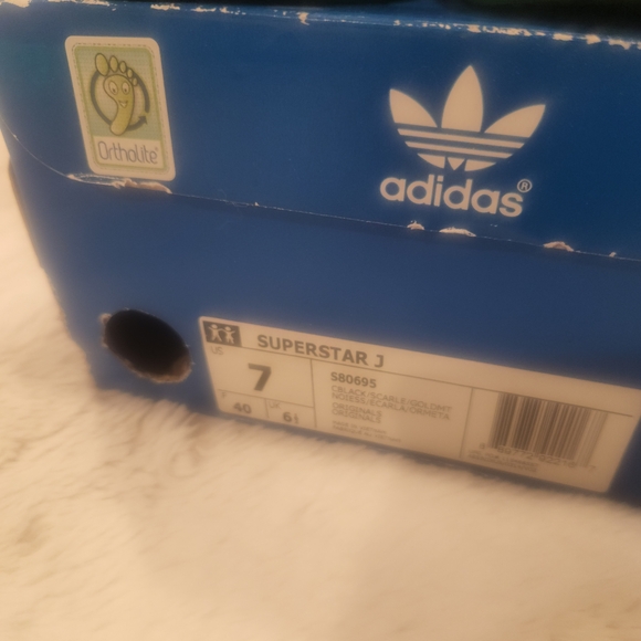 Adidas Beige and Green Sneakers S4m3a - Picture 12 of 16